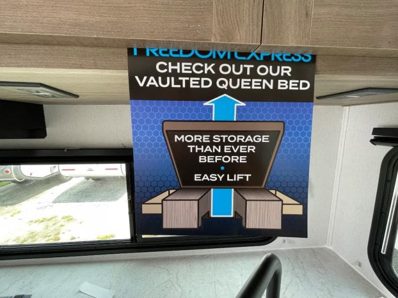 2026 Coachmen 2026 Coachmen Freedom Express Select - thumbnail 44