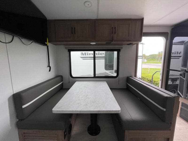 2026 Coachmen 2026 Coachmen Freedom Express Select - thumbnail 16