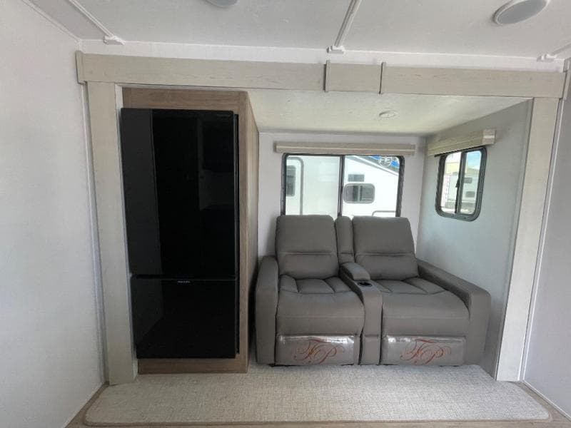 2026 Coachmen 2026 Coachmen Freedom Express - thumbnail 11