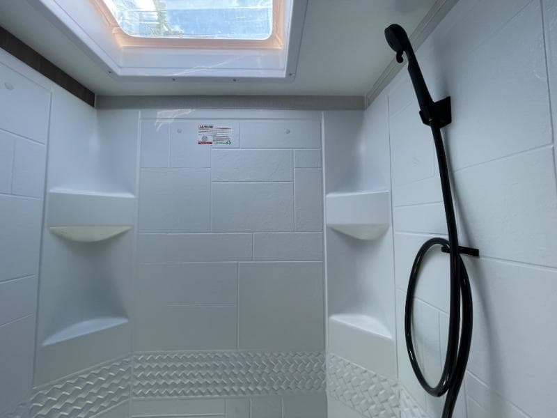 2026 Coachmen 2026 Coachmen Freedom Express - thumbnail 17