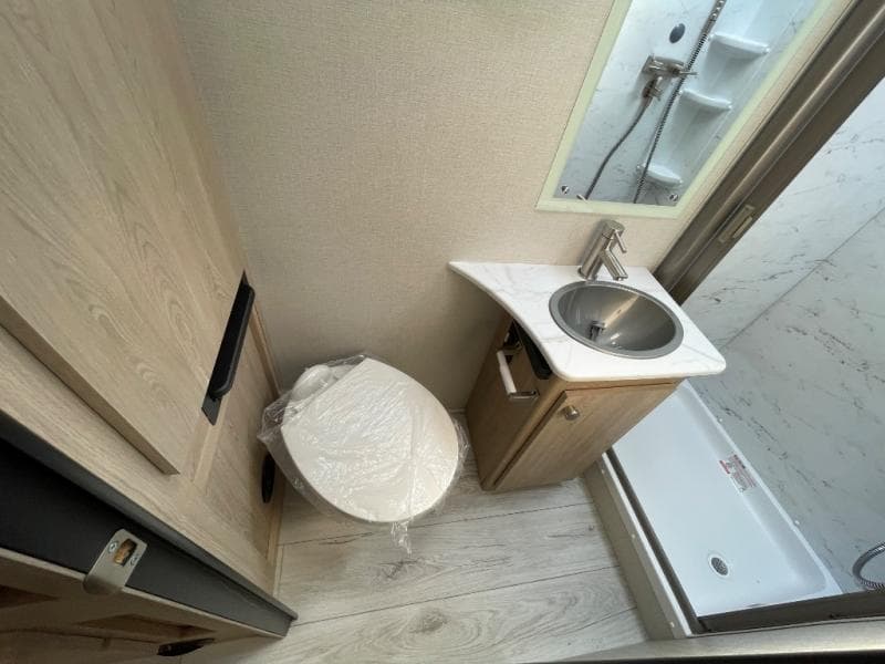 2026 Coachmen 2026 Coachmen Leprechaun - thumbnail 41