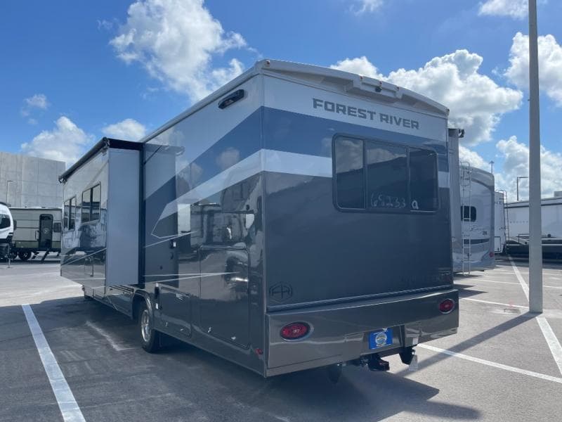 2026 Forest River 2026 Forest River Sunseeker Classic - thumbnail 6