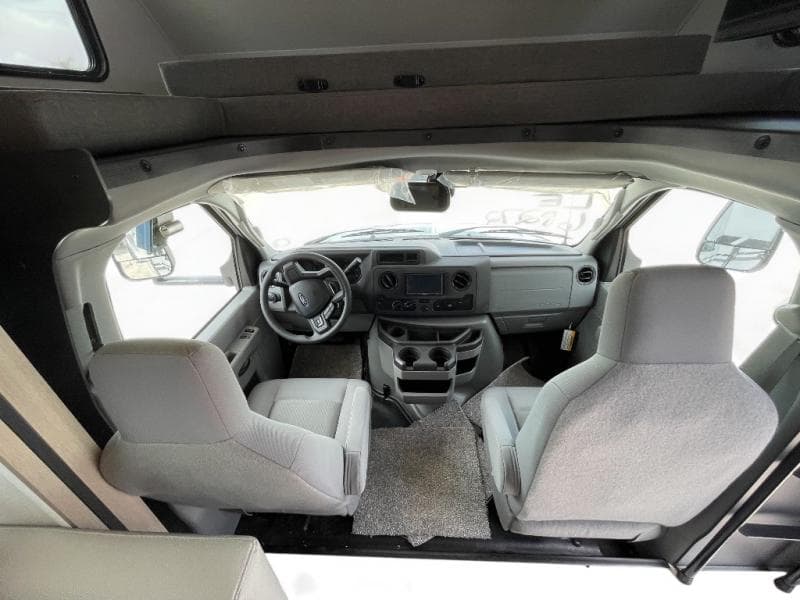 2026 Forest River 2026 Forest River Sunseeker - thumbnail 23