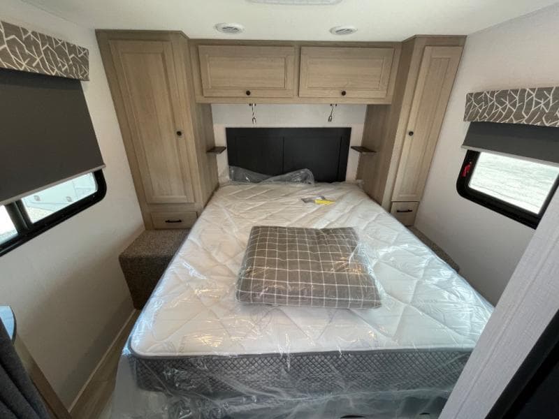 2026 Forest River 2026 Forest River Sunseeker - thumbnail 49