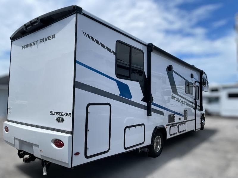 2026 Forest River 2026 Forest River Sunseeker - thumbnail 6