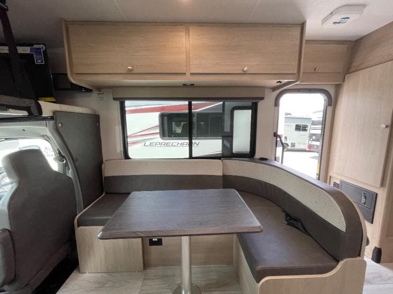 2026 Coachmen 2026 Coachmen Leprechaun - thumbnail 10