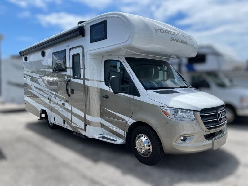 2026 Forest River Sunseeker 2400BDS