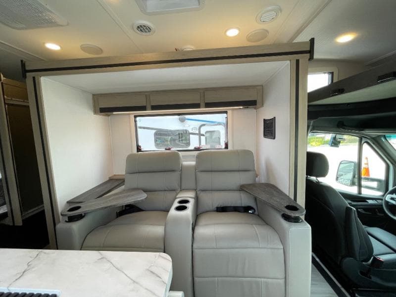 2026 Forest River 2026 Forest River Sunseeker - thumbnail 27