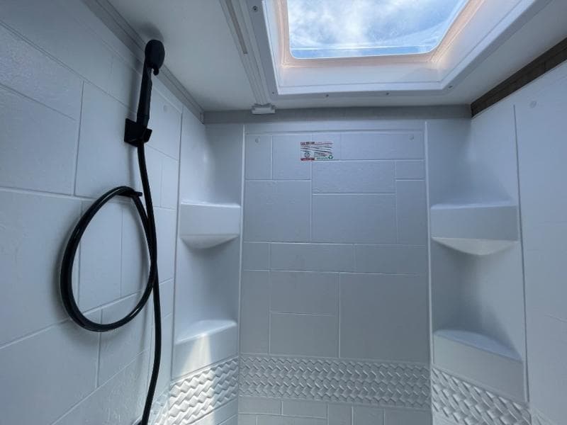 2026 Coachmen 2026 Coachmen Freedom Express Ultra Lite - thumbnail 11