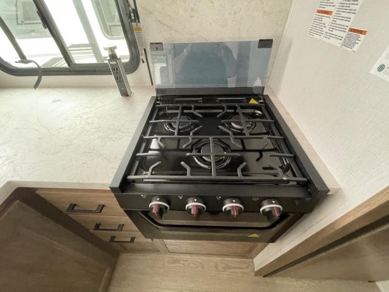 2026 Coachmen 2026 Coachmen Freedom Express - thumbnail 33