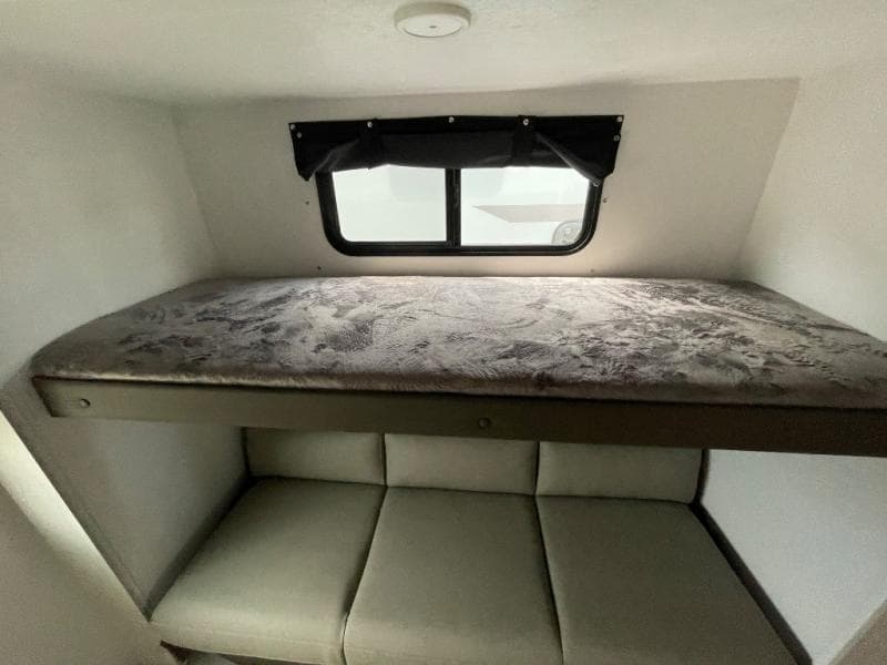 2026 Coachmen 2026 Coachmen Freedom Express - thumbnail 46