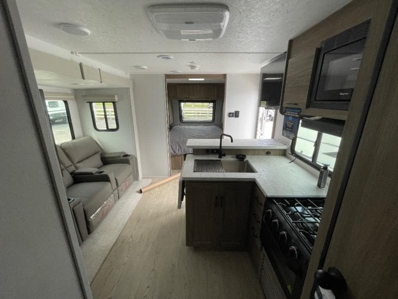 2026 Coachmen 2026 Coachmen Freedom Express - thumbnail 49