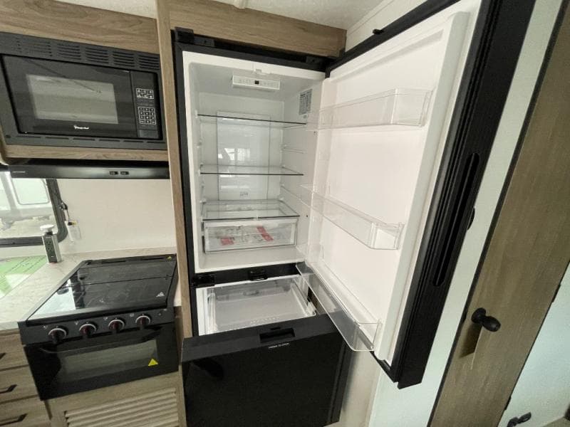 2026 Coachmen 2026 Coachmen Freedom Express - thumbnail 27