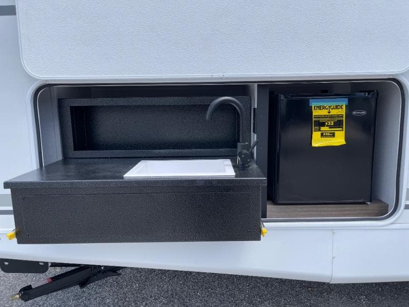 2026 Coachmen 2026 Coachmen Freedom Express - thumbnail 8