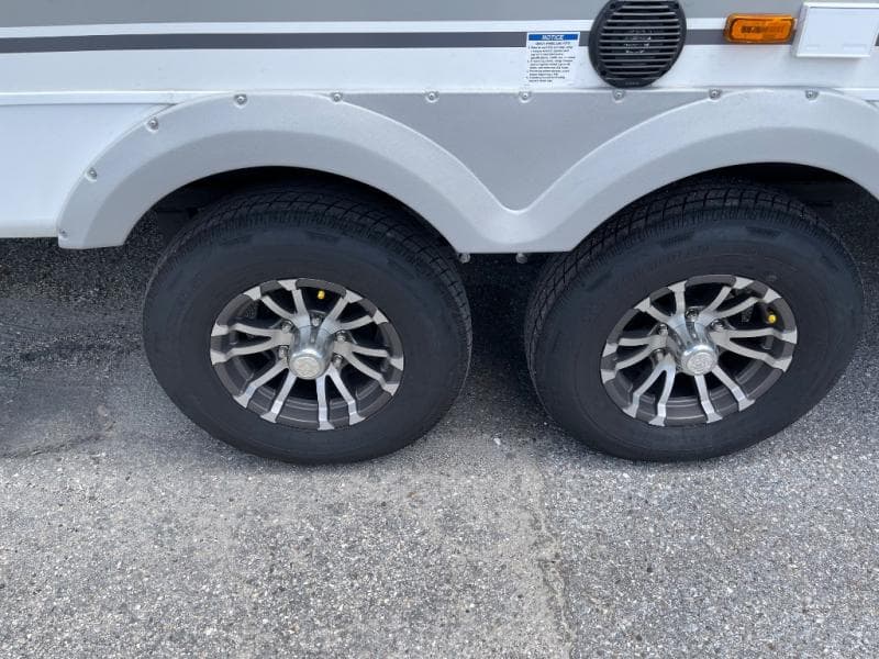 2026 Coachmen 2026 Coachmen Freedom Express - thumbnail 10