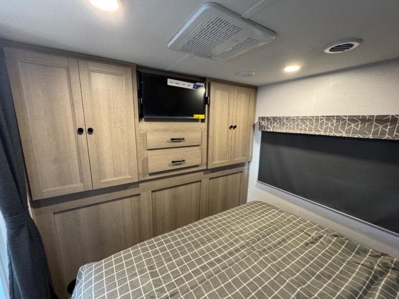 2026 Forest River 2026 Forest River Sunseeker Classic - thumbnail 25