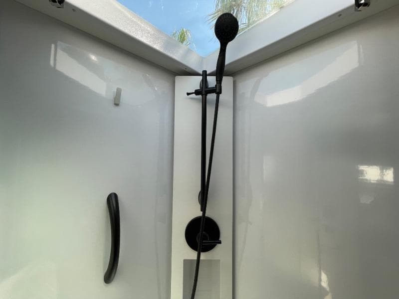 2025 Leisure Travel Vans 2025 Leisure Travel Vans Unity - thumbnail 21