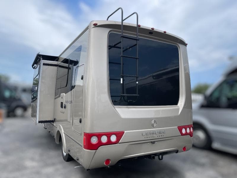 2025 Leisure Travel Vans 2025 Leisure Travel Vans Wonder - thumbnail 5