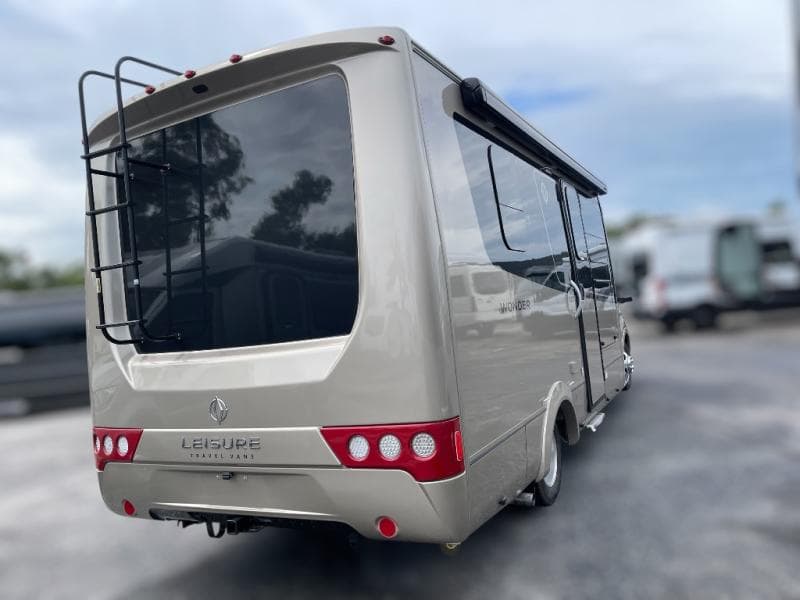 2025 Leisure Travel Vans 2025 Leisure Travel Vans Wonder - thumbnail 7