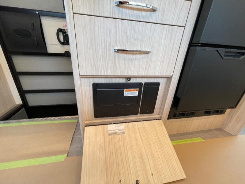 2025 Leisure Travel Vans 2025 Leisure Travel Vans Wonder - thumbnail 33