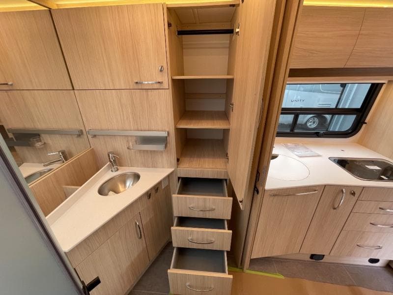 2025 Leisure Travel Vans 2025 Leisure Travel Vans Unity - thumbnail 49