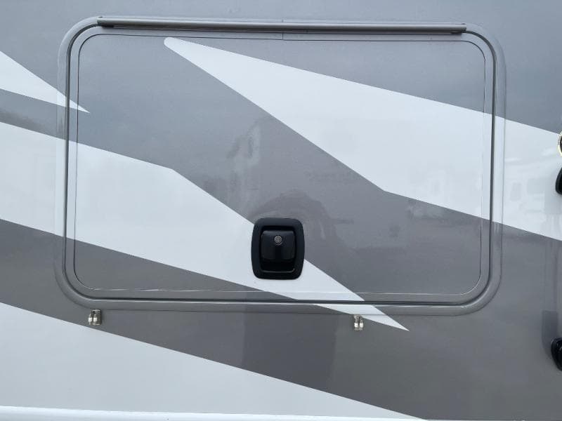 2026 Thor Motor Coach 2026 Thor Motor Coach Omni Trail - thumbnail 11