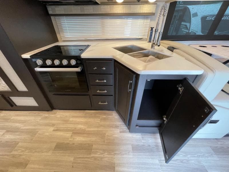 2026 Thor Motor Coach 2026 Thor Motor Coach Omni Trail - thumbnail 46