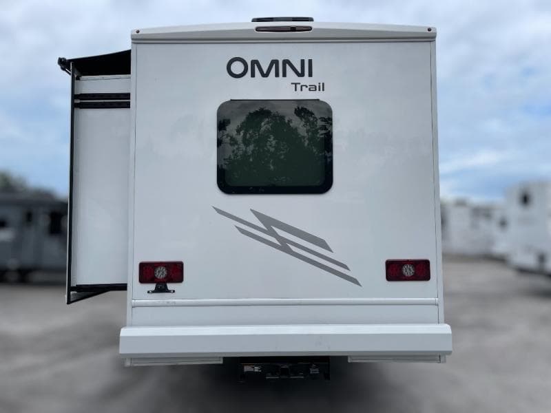 2026 Thor Motor Coach 2026 Thor Motor Coach Omni Trail - thumbnail 6