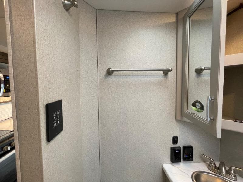 2026 Thor Motor Coach 2026 Thor Motor Coach Omni Trail - thumbnail 62