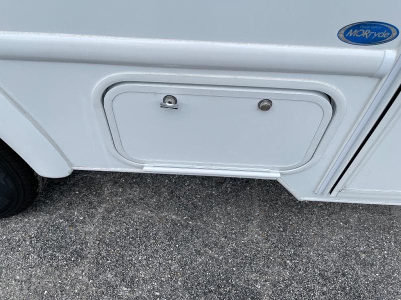 2026 Thor Motor Coach 2026 Thor Motor Coach Chateau - thumbnail 14