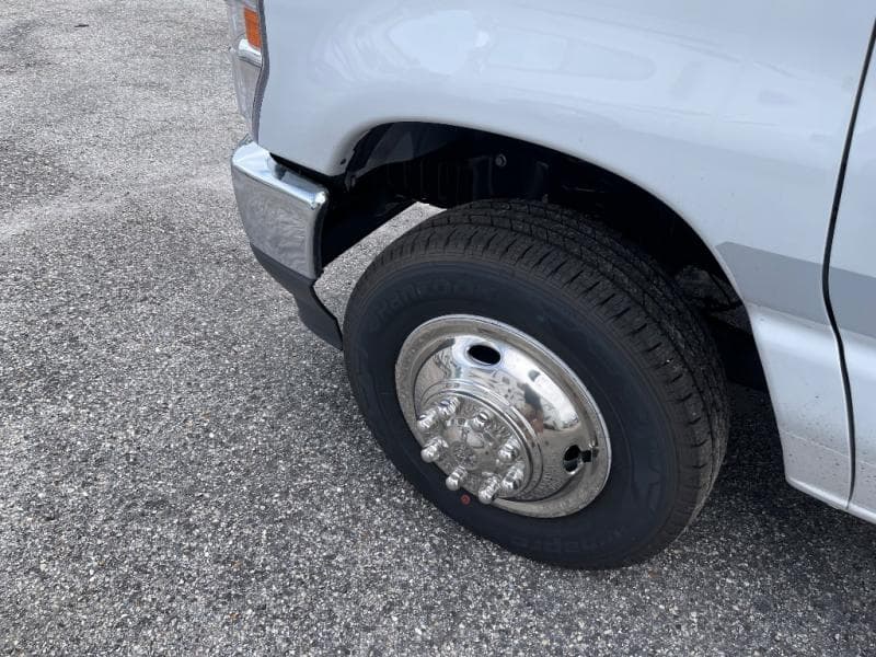 2026 Thor Motor Coach 2026 Thor Motor Coach Chateau - thumbnail 16