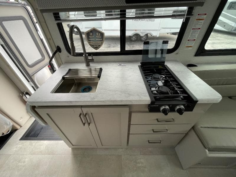 2026 Thor Motor Coach 2026 Thor Motor Coach Chateau - thumbnail 37