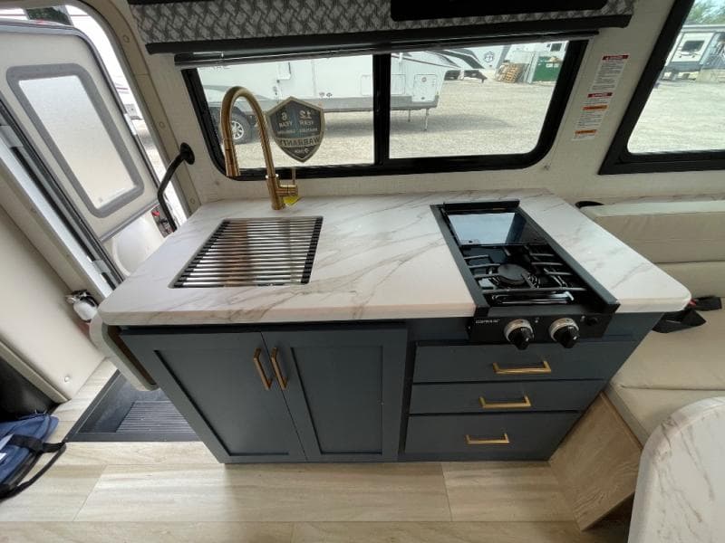 2026 Thor Motor Coach 2026 Thor Motor Coach Quantum - thumbnail 33