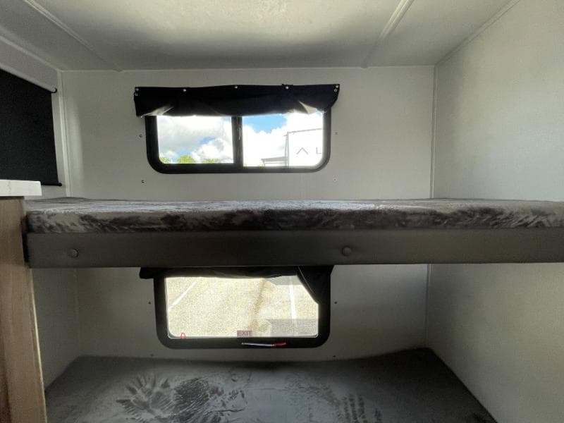 2026 Coachmen 2026 Coachmen Freedom Express - thumbnail 16