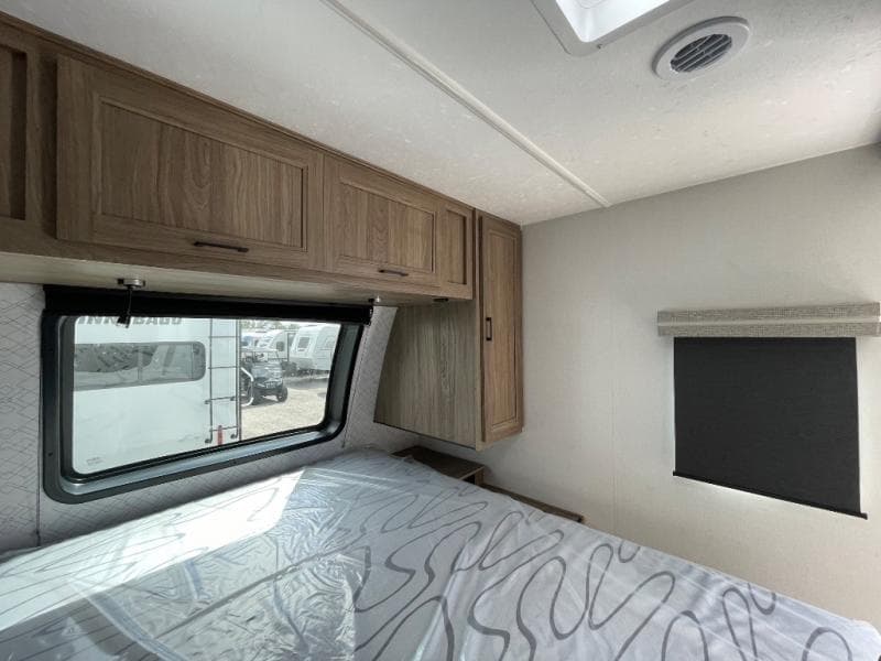 2026 Coachmen 2026 Coachmen Freedom Express - thumbnail 24