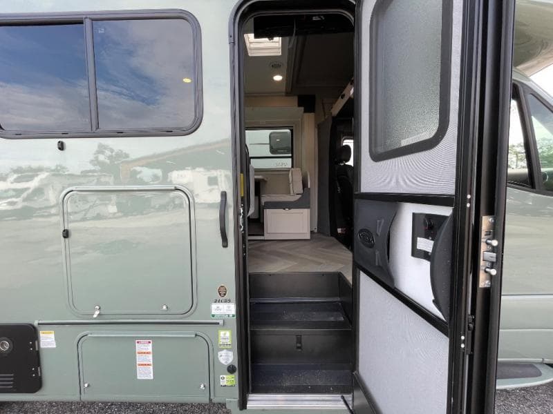 2026 Coachmen 2026 Coachmen Prism - thumbnail 23