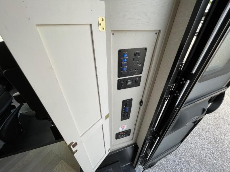 2026 Coachmen 2026 Coachmen Prism - thumbnail 49