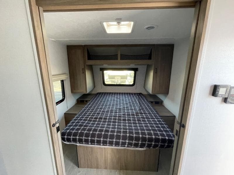 2026 Coachmen 2026 Coachmen Freedom Express - thumbnail 16