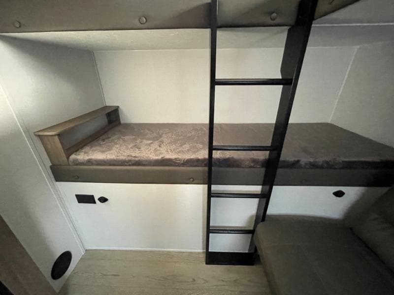 2026 Coachmen 2026 Coachmen Freedom Express - thumbnail 42