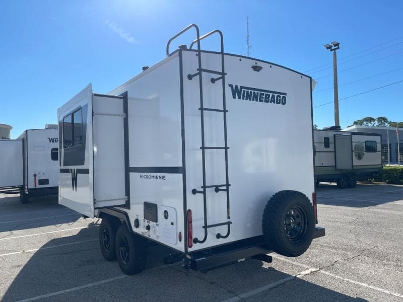 2026 Winnebago 2026 Winnebago Micro Minnie - thumbnail 6