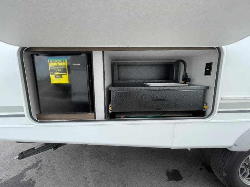 2026 Coachmen 2026 Coachmen Freedom Express - thumbnail 9