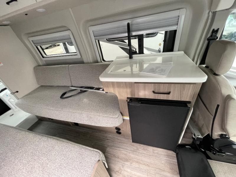 2026 Thor Motor Coach 2026 Thor Motor Coach Palladium - thumbnail 17