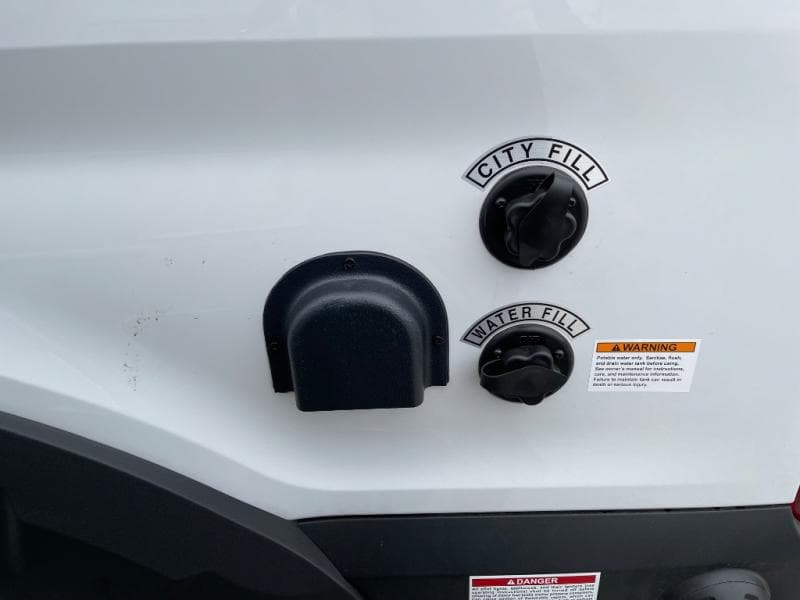 2026 Thor Motor Coach 2026 Thor Motor Coach Palladium - thumbnail 8