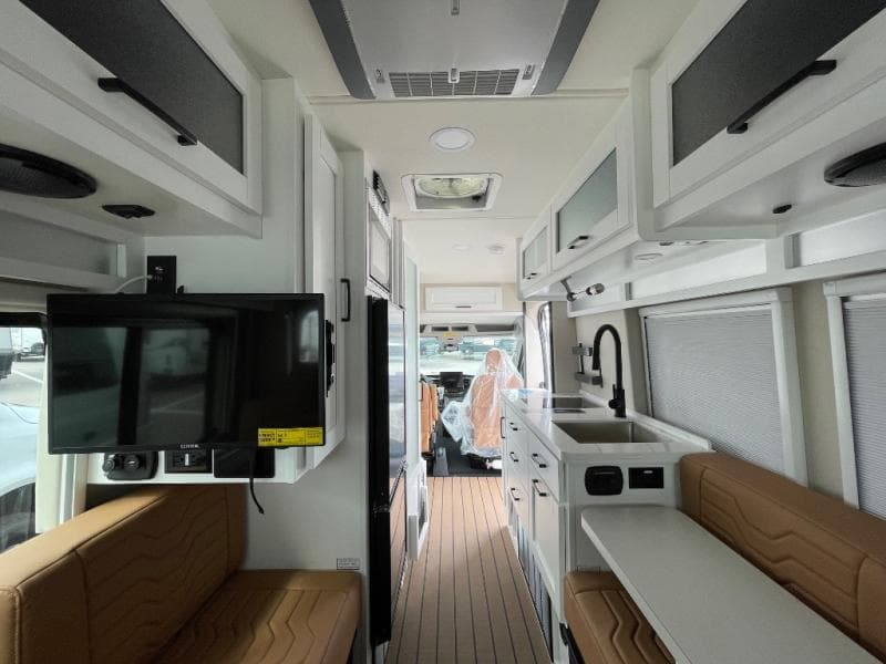 2026 Coachmen 2026 Coachmen Beyond - thumbnail 13