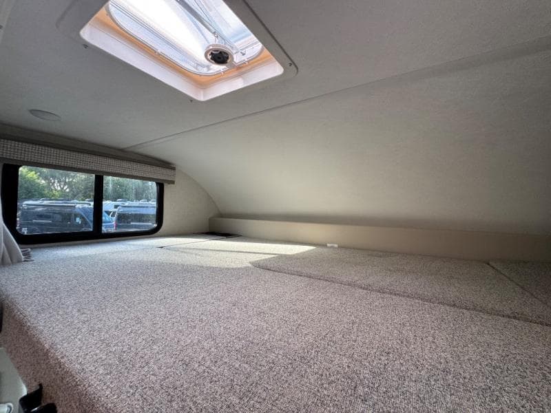 2026 Thor Motor Coach 2026 Thor Motor Coach Quantum - thumbnail 19