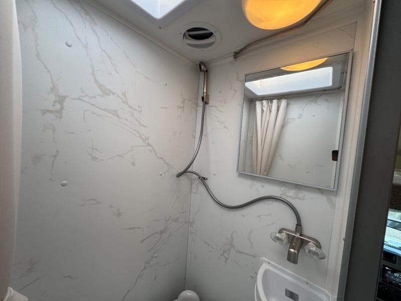 2026 Thor Motor Coach 2026 Thor Motor Coach Quantum - thumbnail 21