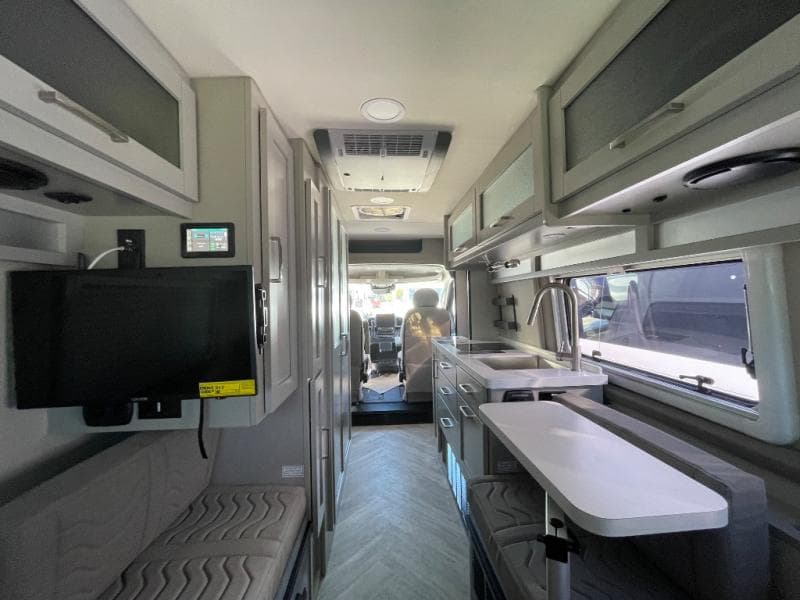 2026 Coachmen 2026 Coachmen Nova - thumbnail 14