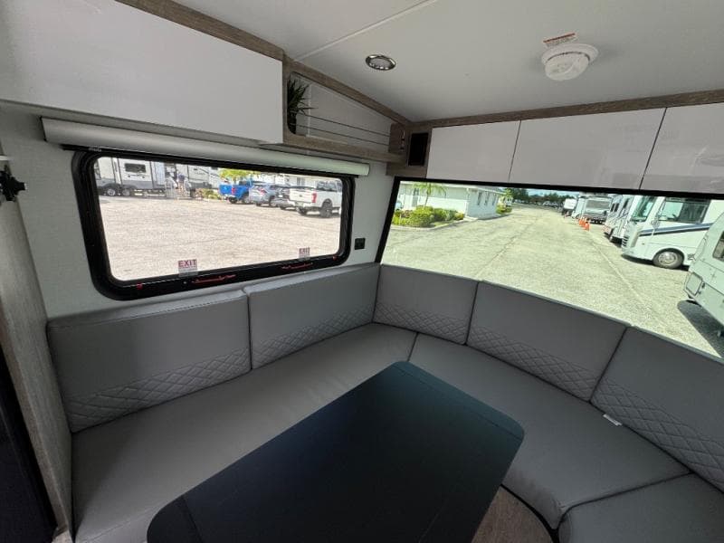 2026 inTech RV 2026 inTech RV Sol - thumbnail 11
