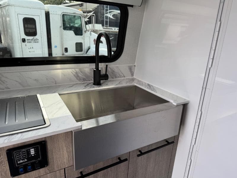 2026 inTech RV 2026 inTech RV Sol - thumbnail 16