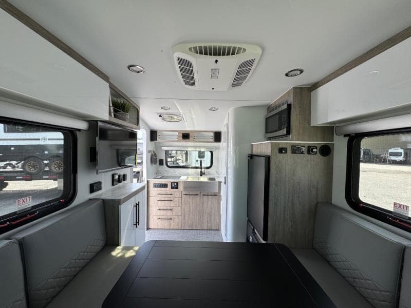2026 inTech RV 2026 inTech RV Sol - thumbnail 8